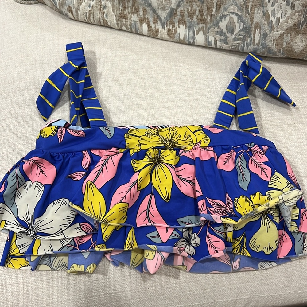 Maaji girls swim bikini top - Picture 2 of 7